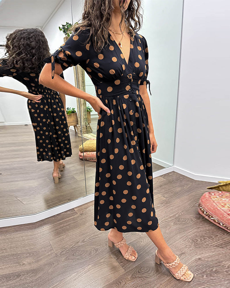 Dorthe | Elegant Dot Dress