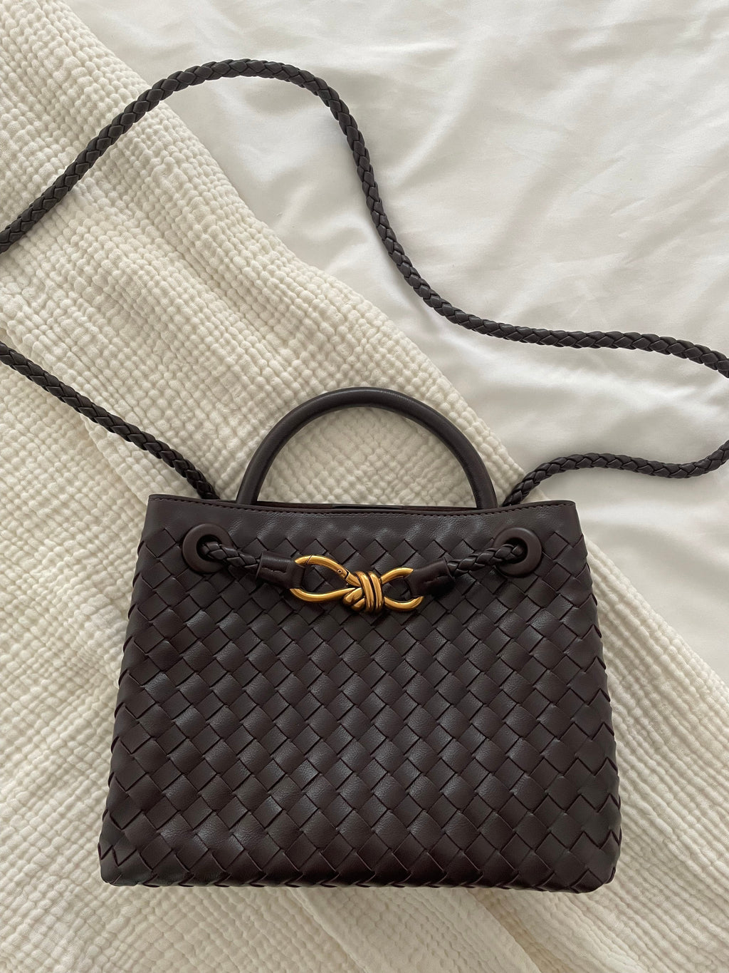 Eloise | Textured Compact Woven Bag