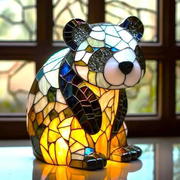 Stella – Magical panda lamp in coloured glass