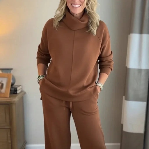 Hayley | High-Neck Lounge Set